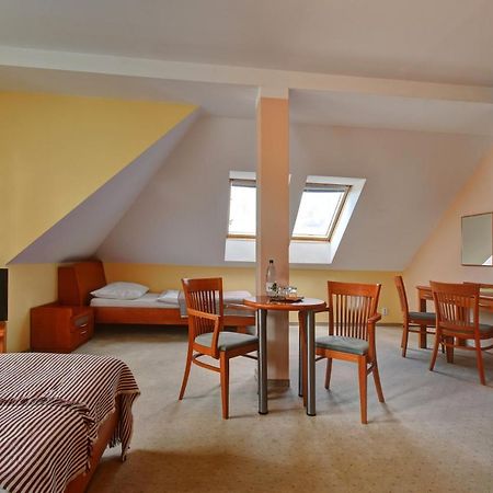 Hotel La Passionaria Marianske Lazne Ngoại thất bức ảnh