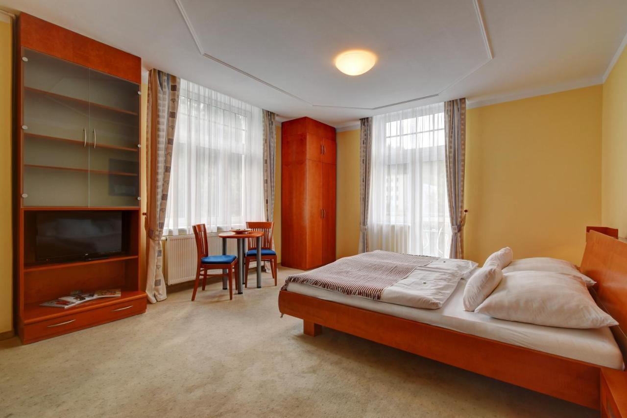Hotel La Passionaria Marianske Lazne Ngoại thất bức ảnh