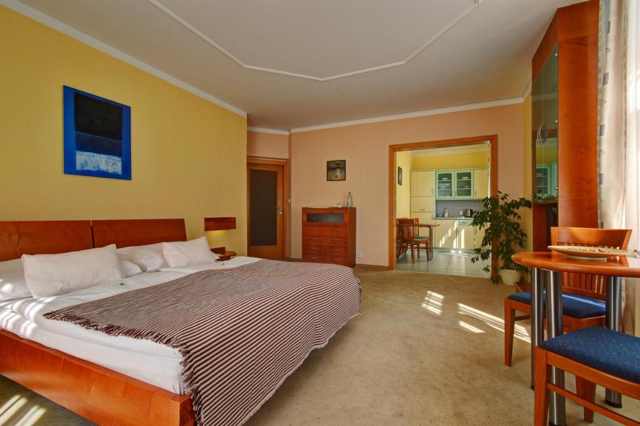 Hotel La Passionaria Marianske Lazne Ngoại thất bức ảnh