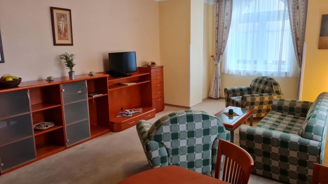 Hotel La Passionaria Marianske Lazne Ngoại thất bức ảnh