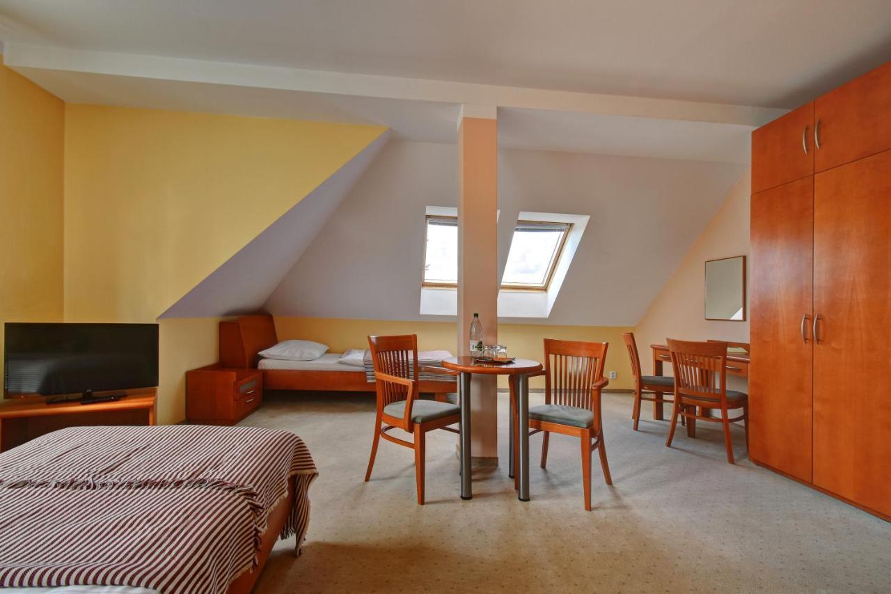 Hotel La Passionaria Marianske Lazne Ngoại thất bức ảnh