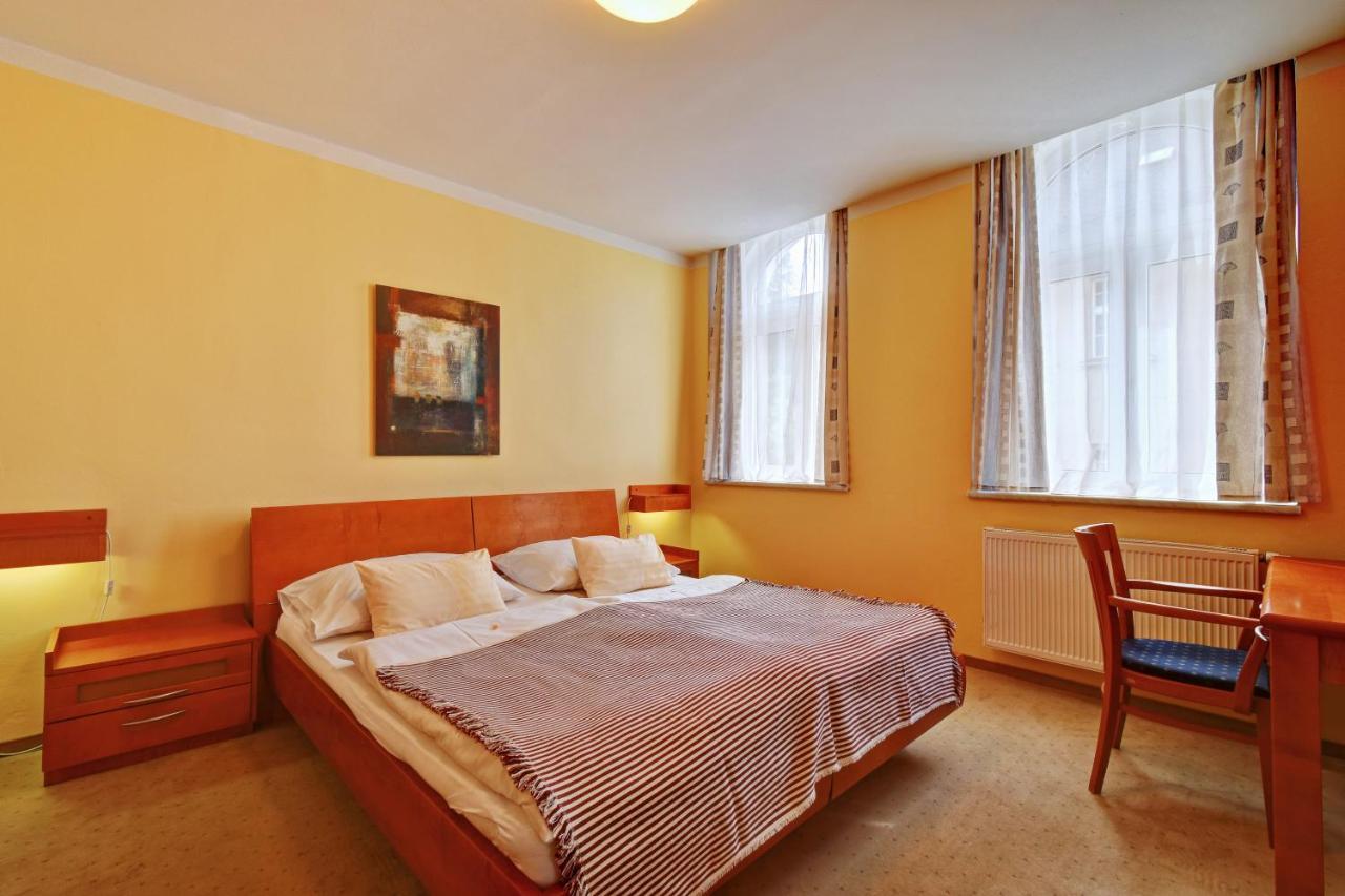 Hotel La Passionaria Marianske Lazne Ngoại thất bức ảnh