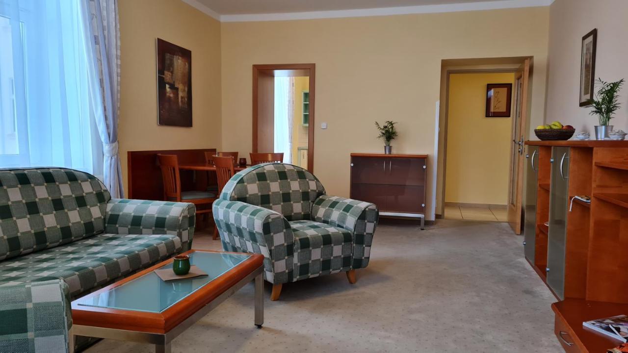 Hotel La Passionaria Marianske Lazne Ngoại thất bức ảnh