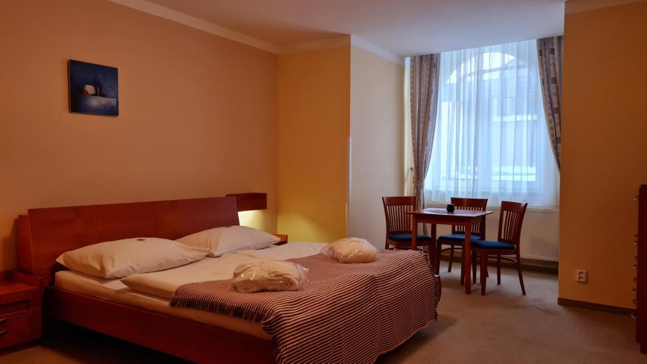 Hotel La Passionaria Marianske Lazne Ngoại thất bức ảnh