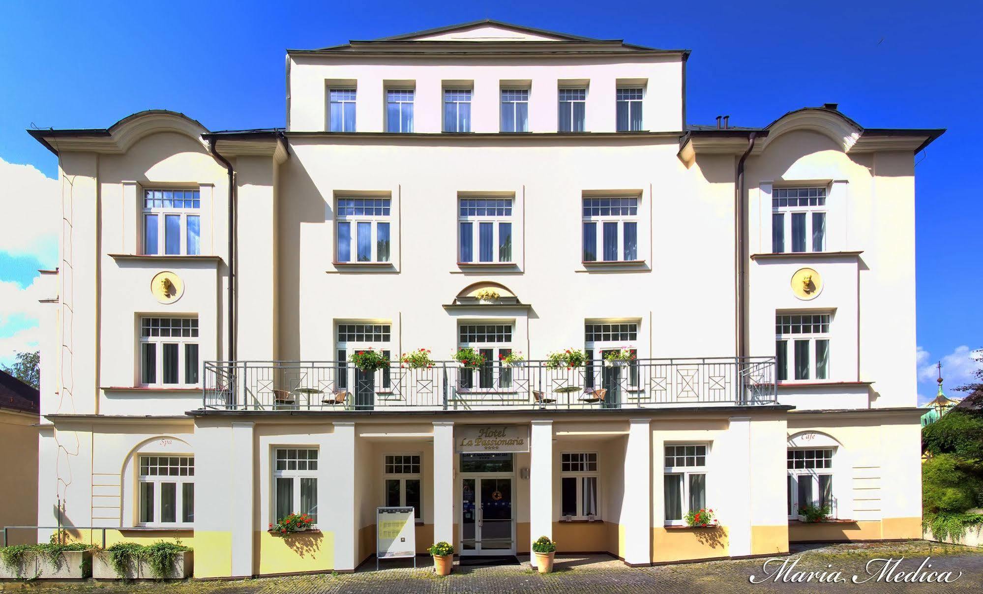 Hotel La Passionaria Marianske Lazne Ngoại thất bức ảnh