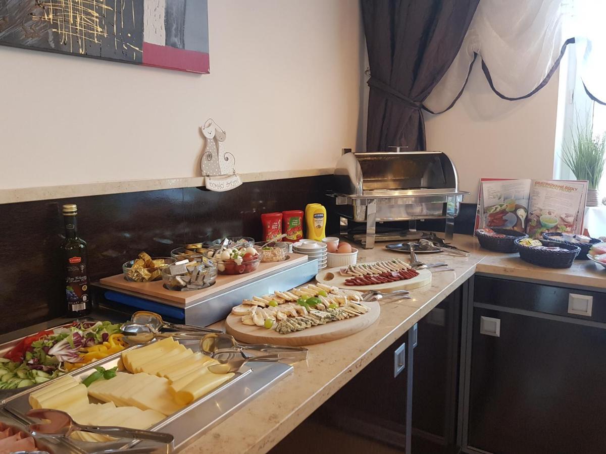 Hotel La Passionaria Marianske Lazne Ngoại thất bức ảnh