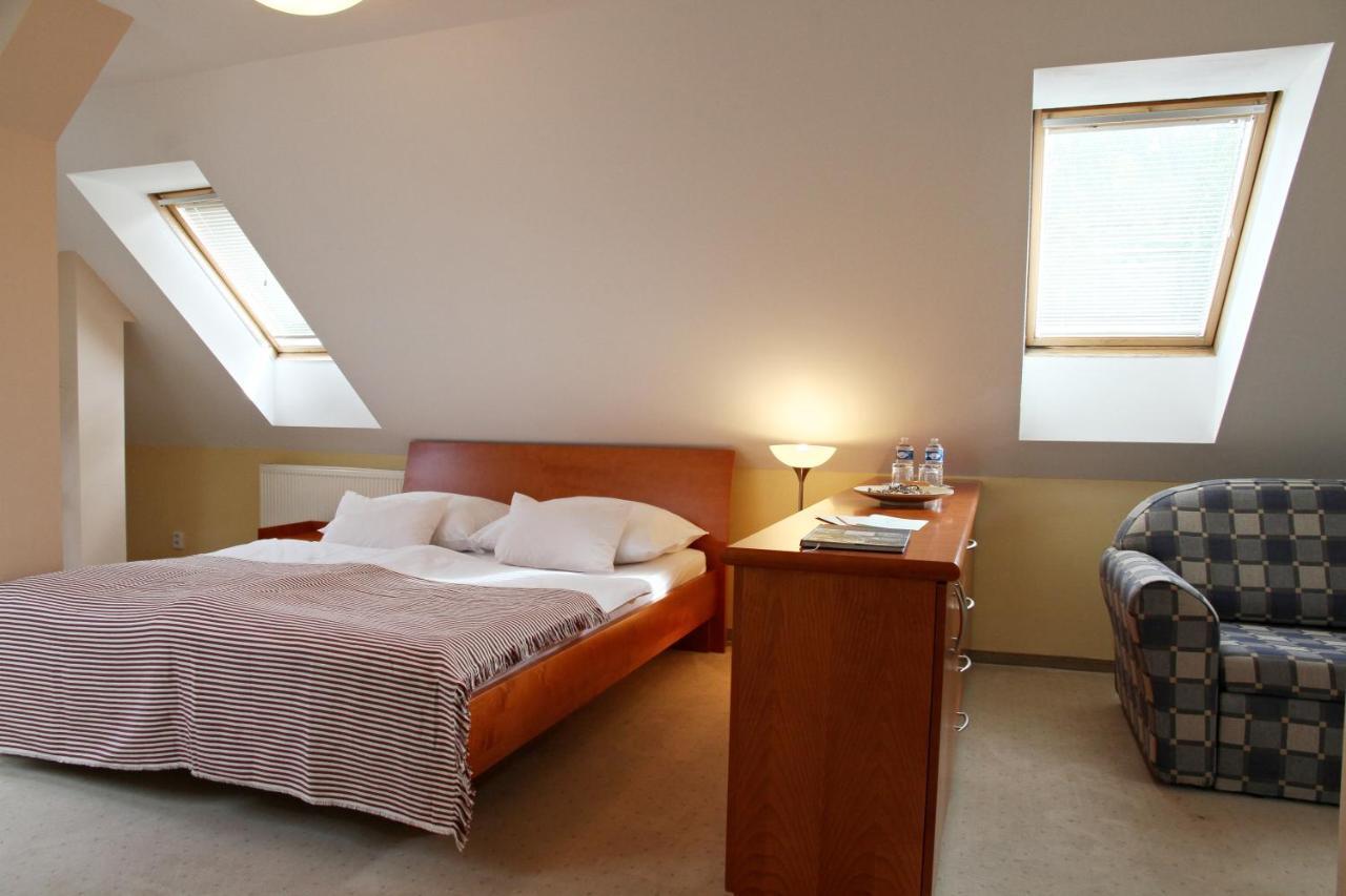 Hotel La Passionaria Marianske Lazne Ngoại thất bức ảnh